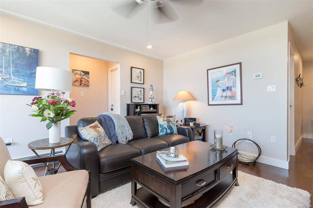 Victoria, BC V8R 6R6,1745 Leighton Rd #603