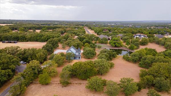 268 Lacy Drive, Lipan, TX 76462