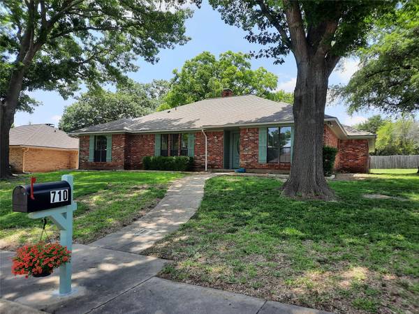 710 Delphi Drive, Duncanville, TX 75137