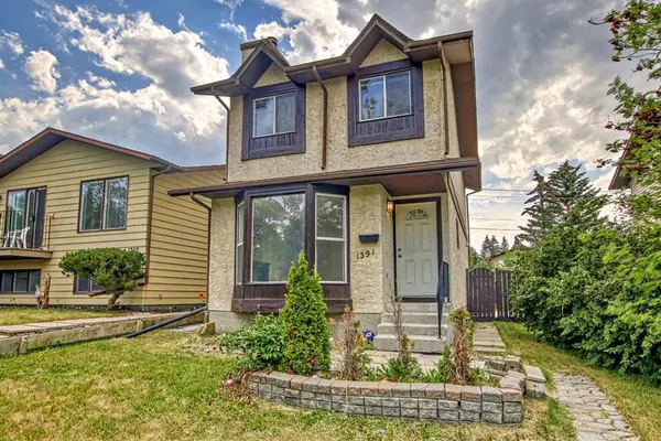 Calgary, AB T3K 1T5,1391 Berkley DR NW