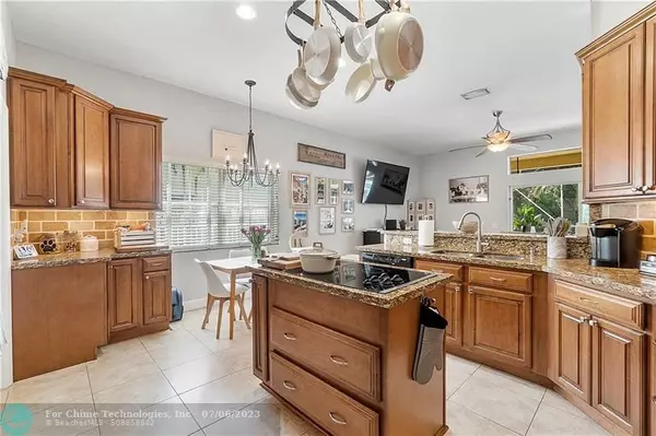 Weston, FL 33331,4276 LAUREL RIDGE CR