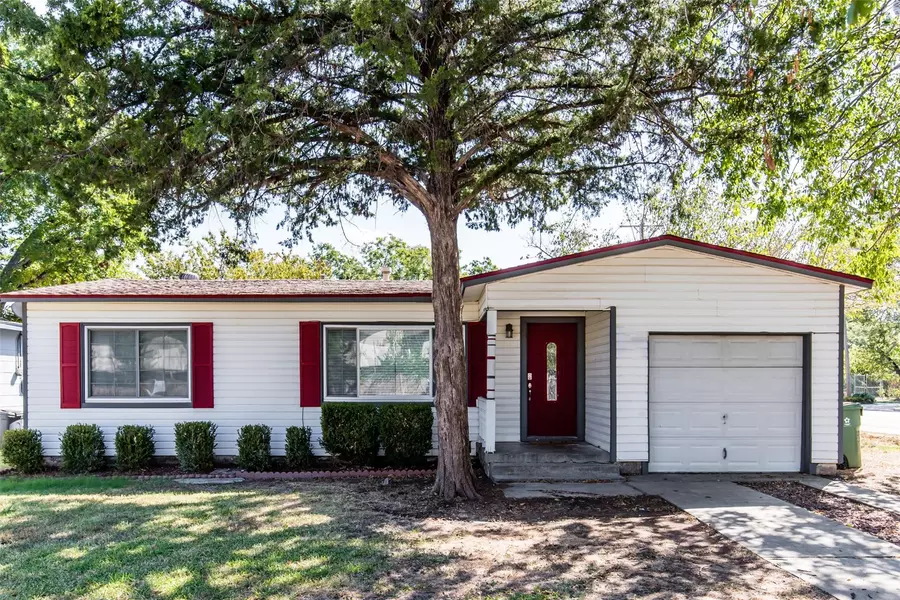 100 Pine Street, Arlington, TX 76011