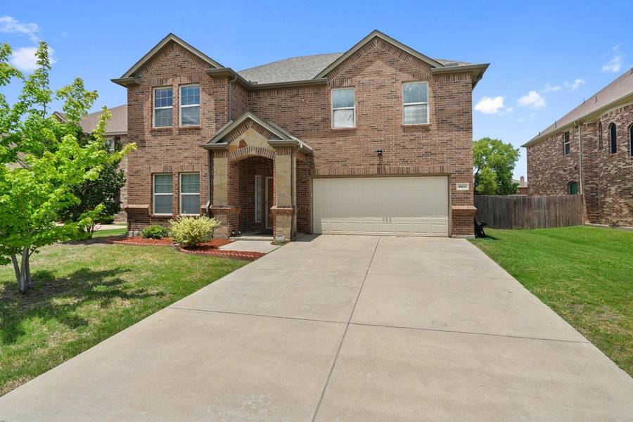 6032 Cedar Glen Drive, Grand Prairie, TX 75052