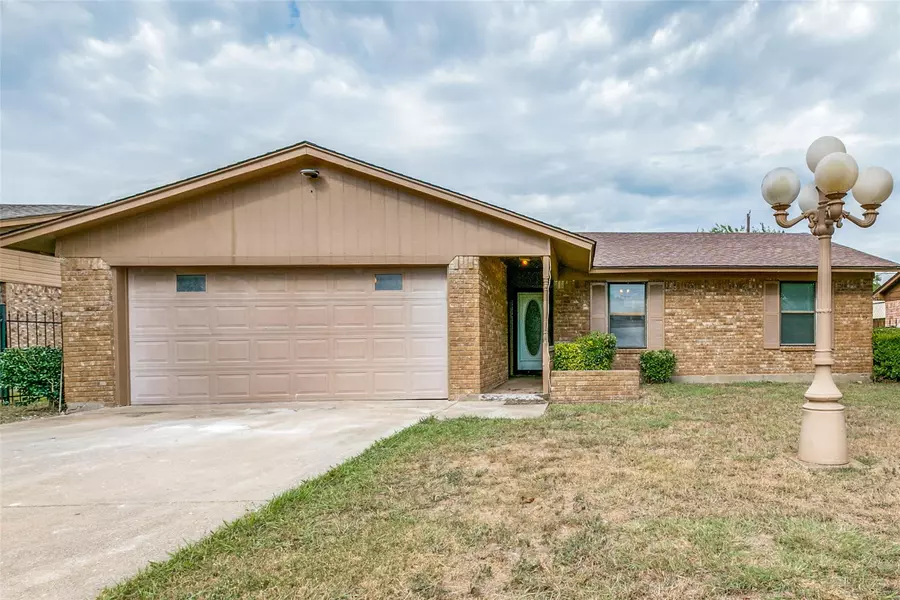 1513 Drexel Drive, Waxahachie, TX 75165