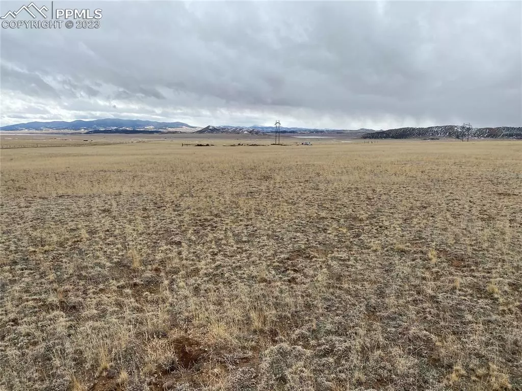 Hartsel, CO 80449,6930 Summit RD