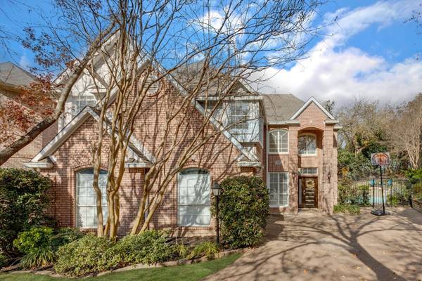 1211 Waterside Circle, Dallas, TX 75218