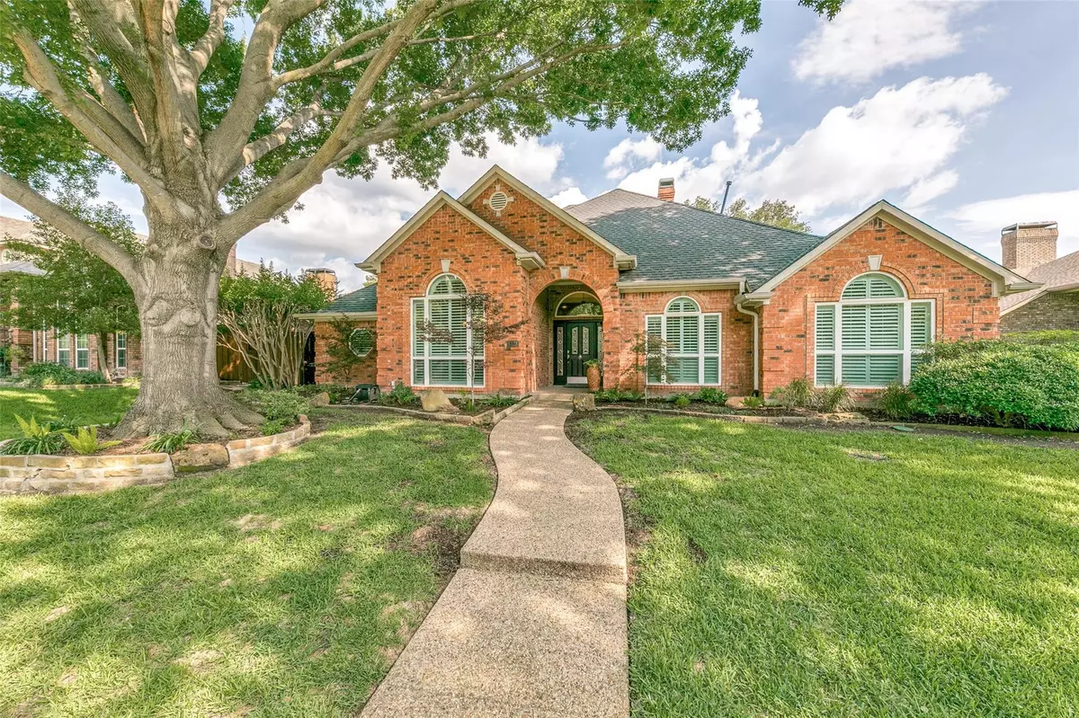 Plano, TX 75093,6328 Woodway Lane