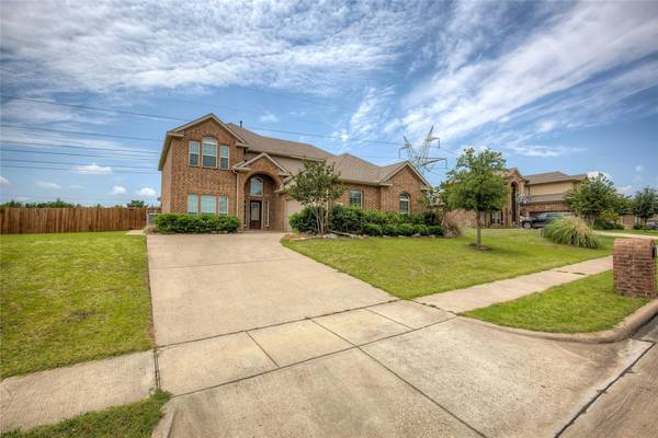 919 Hidden Creek Drive, Royse City, TX 75189