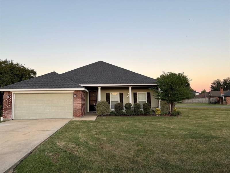 4203 Parkridge Drive, Benton, LA 71006