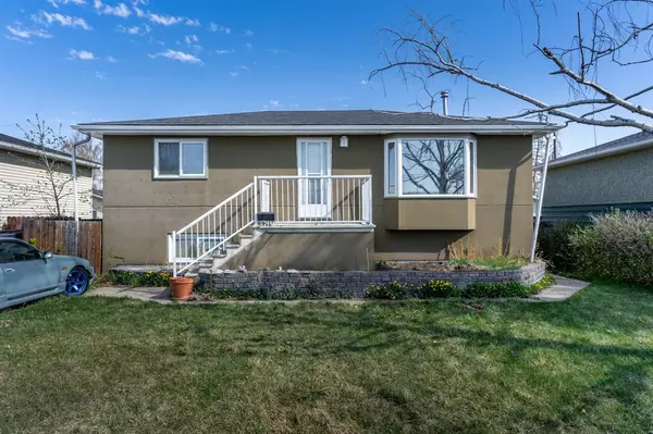 Calgary, AB t3b1k7,6344 33 AVE NW