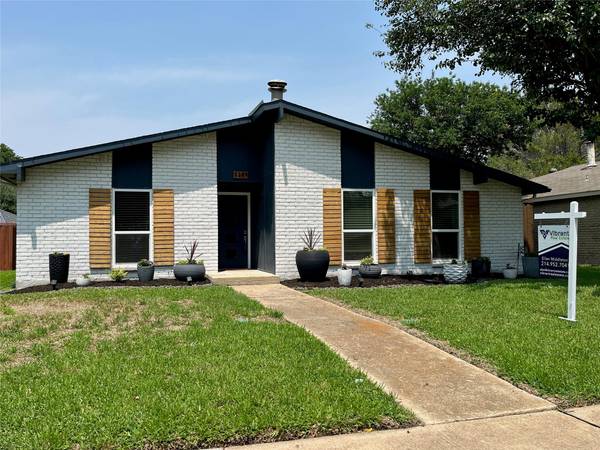 5209 Cook Circle, The Colony, TX 75056