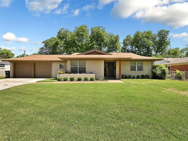 7104 Culver Avenue, Fort Worth, TX 76116