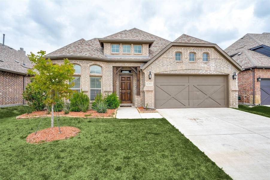 6201 Painswick Drive, Aubrey, TX 76227