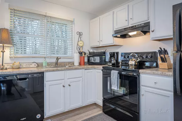 Galena, IL 61036,3 Settler Lane