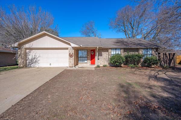 2120 Lisa Circle, Canton, TX 75103