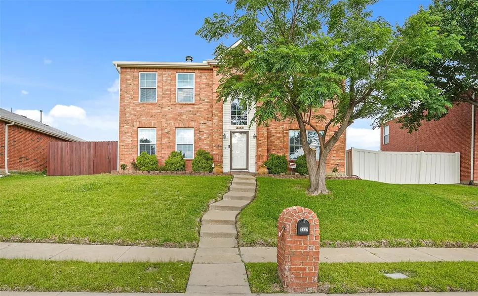 4352 Apple Drive, Carrollton, TX 75010