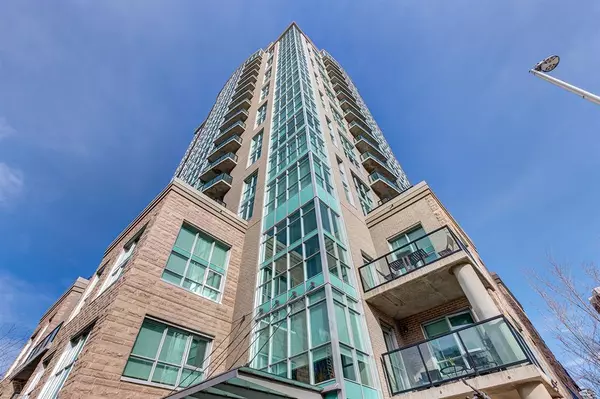 Calgary, AB T2R 0H1,788 12 AVE SW #1506