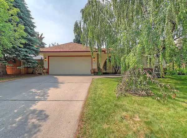 Calgary, AB T2J 0M8,611 Lake Bonavista DR SE