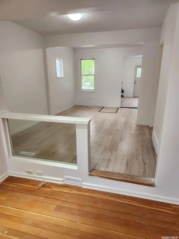 105 32nd STREET W, Saskatoon, SK S7L 0S2