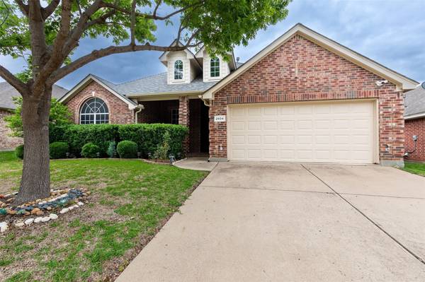 2604 Dogwood Trail, Mansfield, TX 76063