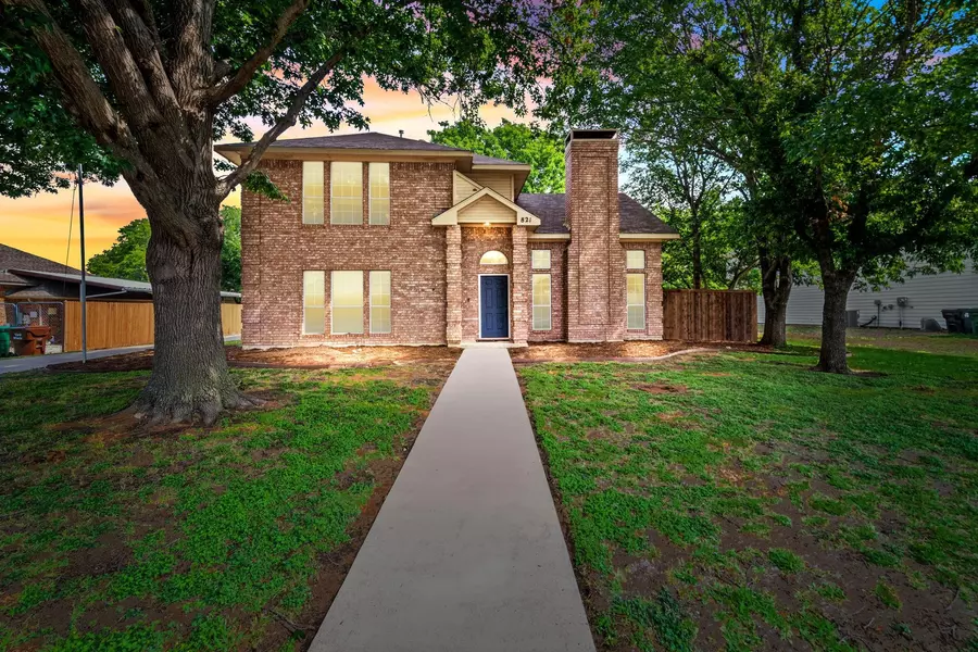 821 Juno Lane, Denton, TX 76209