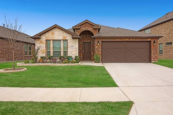 1521 Grassy Knoll Trail, Little Elm, TX 76227