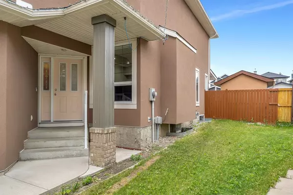 Calgary, AB T3J 4Y1,55 Taralea CRES NE