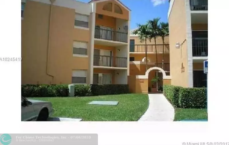 Hialeah, FL 33015,6292 NW 186th St  #212