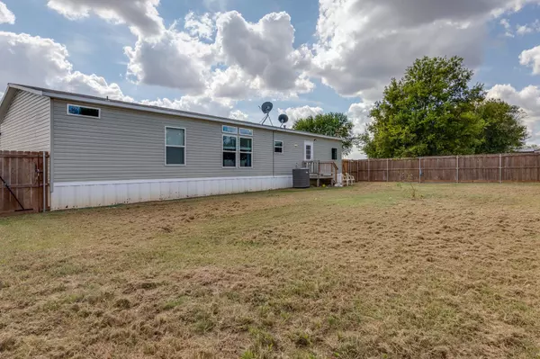 Rhome, TX 76078,132 Chisholm Hills Drive