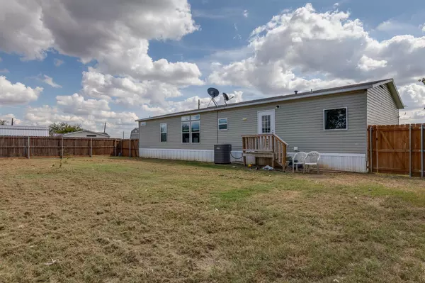 Rhome, TX 76078,132 Chisholm Hills Drive