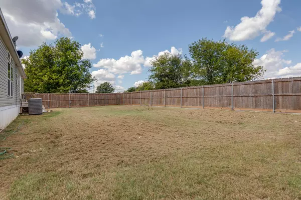 Rhome, TX 76078,132 Chisholm Hills Drive