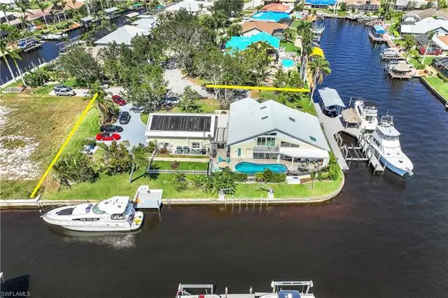 2536 SE 24th AVE, Cape Coral, FL 33904