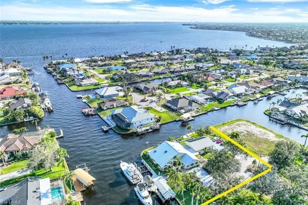 2536 SE 24th AVE, Cape Coral, FL 33904