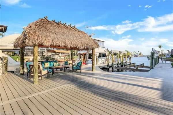 2536 SE 24th AVE, Cape Coral, FL 33904