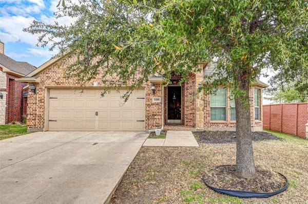 11400 Grapeleaf Drive, Fort Worth, TX 76244