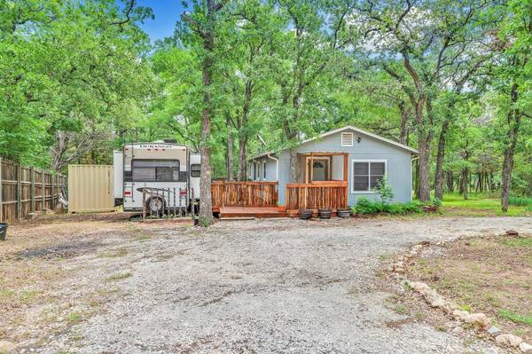 126 Oakwood Road,  Whitney,  TX 76692