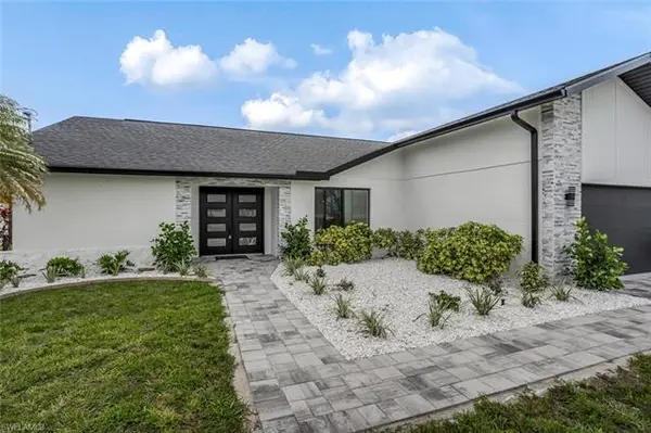 5229 SW 11th CT, Cape Coral, FL 33914