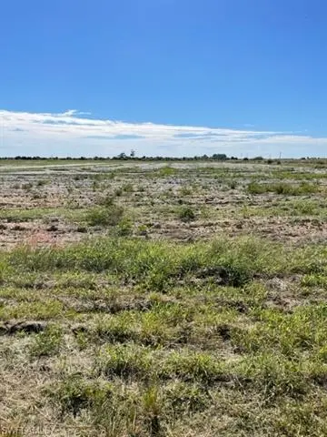 Sears RD, Labelle, FL 33935