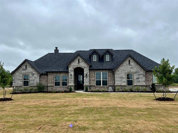 190 Coalson Crossing, Azle, TX 76020