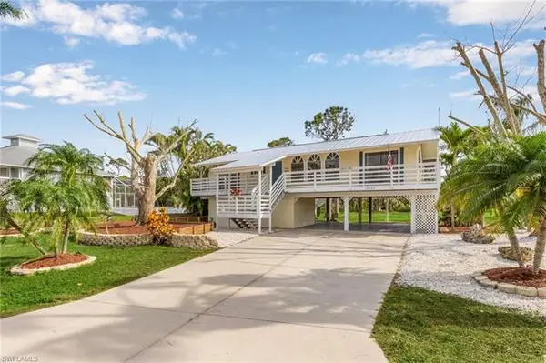 10700 Habitat CIR, Bokeelia, FL 33922