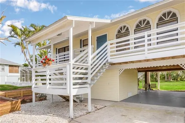 10700 Habitat CIR, Bokeelia, FL 33922