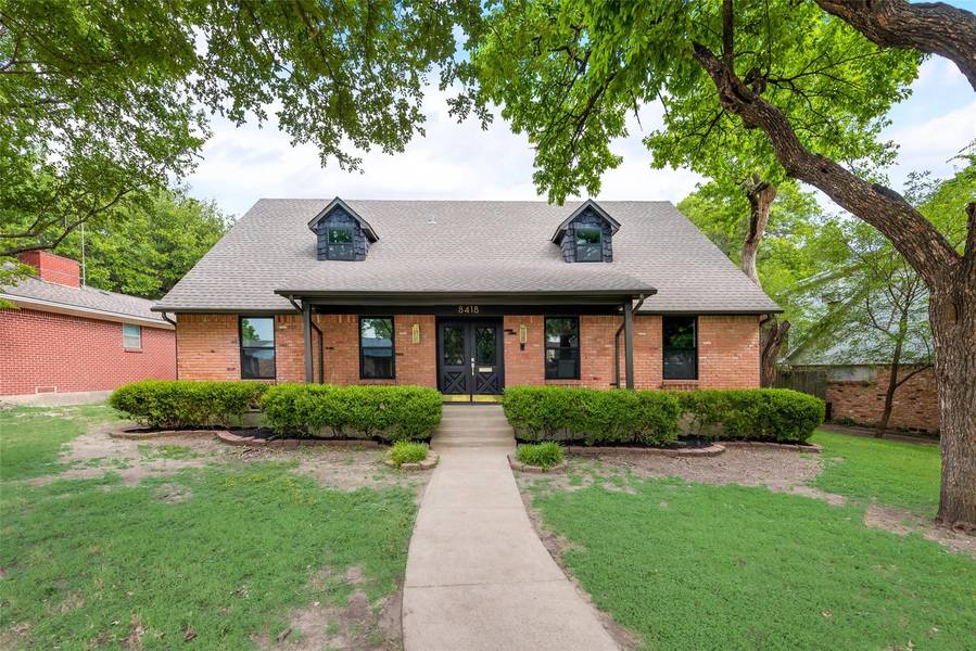 8418 Moorcroft Drive, Dallas, TX 75228