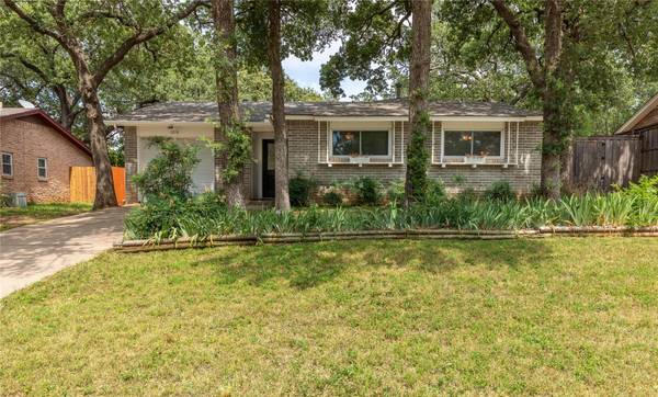 1216 Donley Drive, Euless, TX 76039