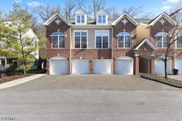 802 Donato Cir, Scotch Plains Twp., NJ 07076