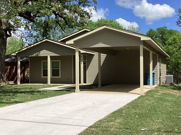 905 W Star Street,  Denison,  TX 75020