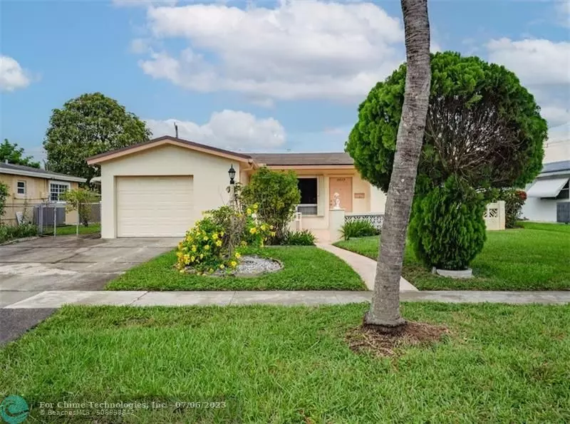 3317 NW 33rd St, Lauderdale Lakes, FL 33309