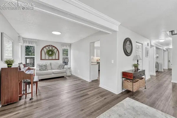 1410 Catamaran LN, Monument, CO 80132