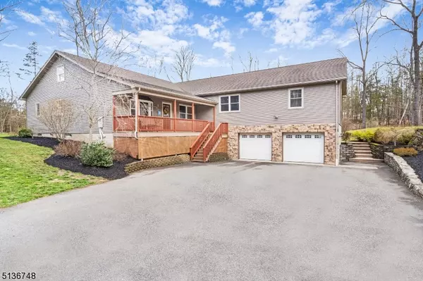 3 Lowman Rd, Blairstown Twp., NJ 07825