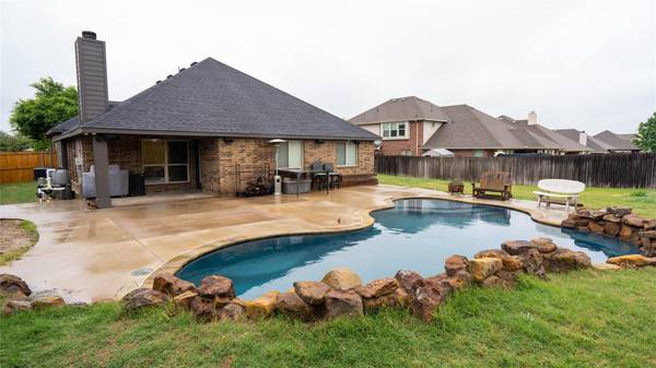 6602 Quail Valley Drive, Midlothian, TX 76065