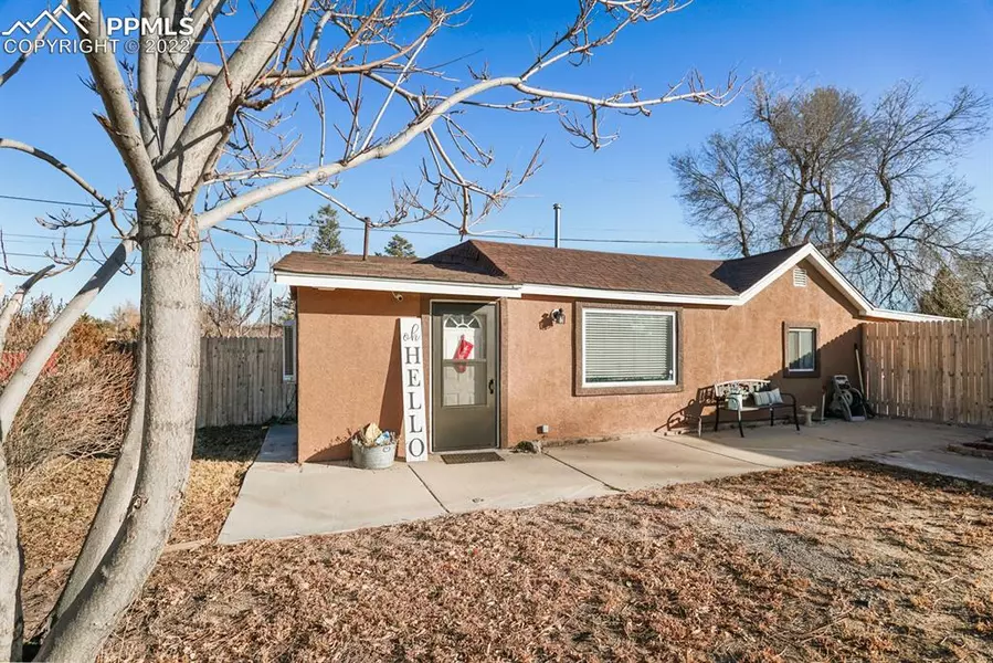 802 San Angelo AVE, Pueblo, CO 81005